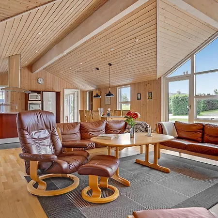 Nice Home In Ebeltoft With Kitchen Ebeltoft