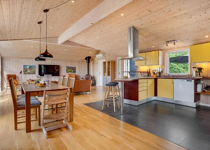 Three-bedroom In Holiday home Ebeltoft